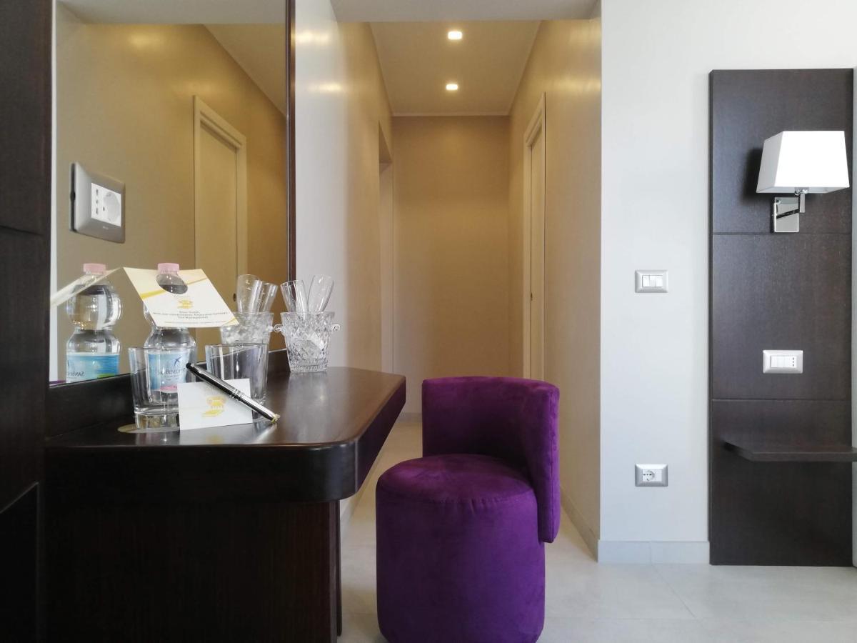 Roman Holidays Boutique Kültér fotó